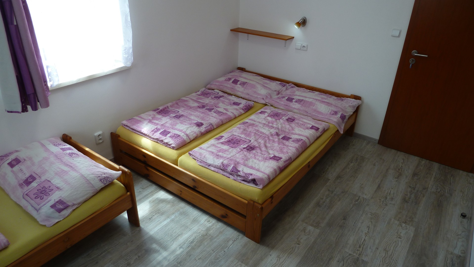 Ložnice v apartmánu